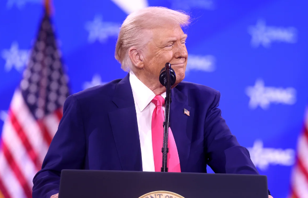 Donald Tramp zirehli jileti niyə geyinmədiyini AÇIQLADI