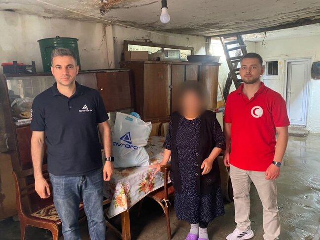 "Avrora Qrup" Qurban Bayramı münasibətilə aztəminatlı ailələrə bayram sovqatı çatdırıb