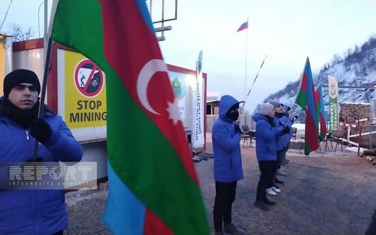 Xankəndi-Laçın yolunda aksiya 35 gündür davam edir - FOTO