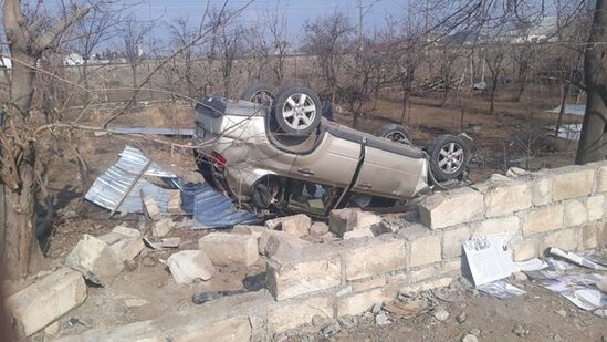 Tovuzda maşın aşdı: Kişi öldü, arvadı yaralandı - FOTO