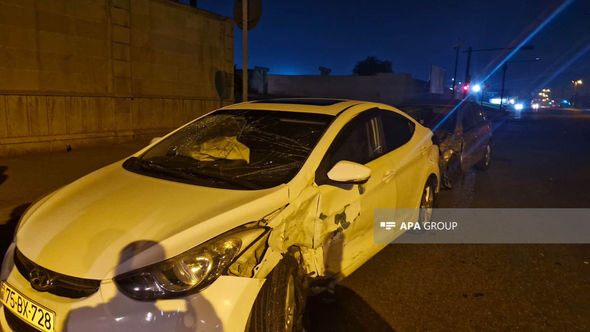 Bakıda zəncirvari qəzada dörd avtomobil toqquşub - FOTO