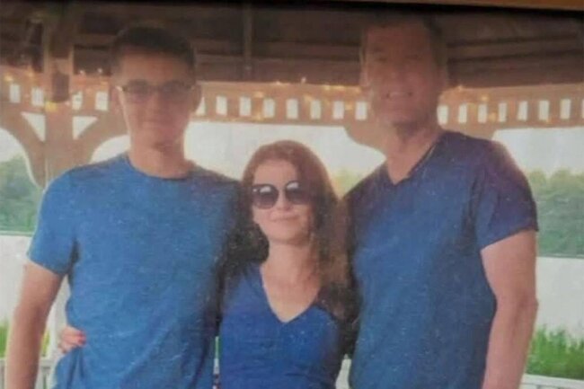 17 yaşlı gənc ailəsini qətlə yetirdi: Trampa sui-qəsd... - FOTO