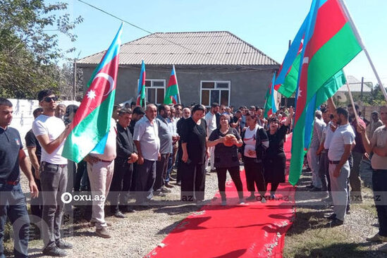 Şəhid Sadiq İsayev torpağa tapşırıldı - FOTO