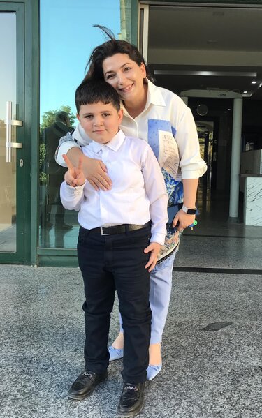 Gəncə terrorunda qan içində gülümsəyən balaca Bəxtiyarın yeni FOTOSU