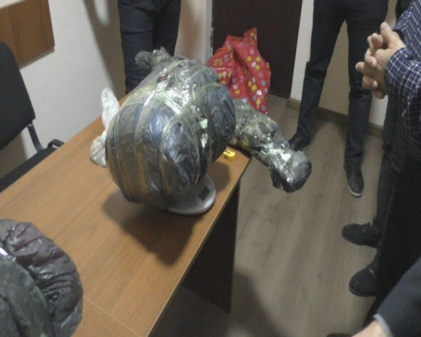 Polisdən ƏMƏLİYYAT: Silahlı narkotacir və qoyun oğrusu tutuldu - FOTO