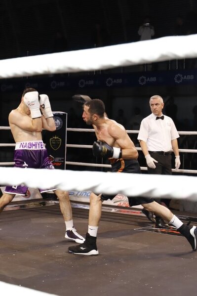 Bakıda UBO-nun Dünya kəməri uğrunda döyüş keçirilib - FOTO