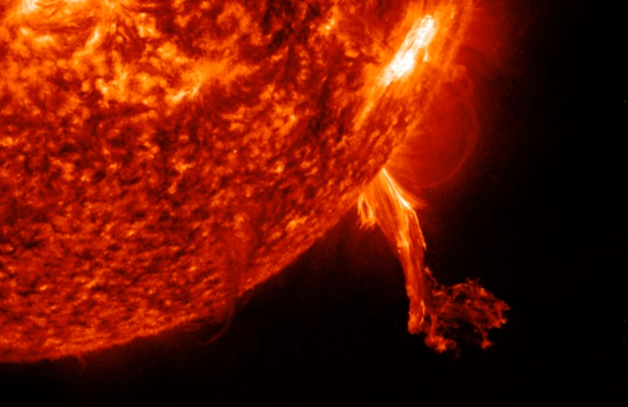 Günəş aktivliyi pik həddə çatıb: Yer kürəsi güclü təhlükə altındadır