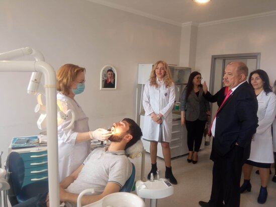 İcra başçısı Əziz Əzizov Suraxanı Tibb Mərkəzində olub