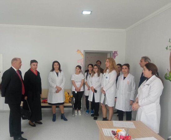 İcra başçısı Əziz Əzizov Suraxanı Tibb Mərkəzində olub