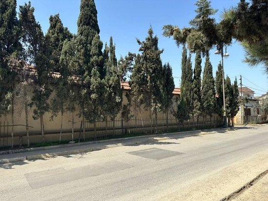 Deputat Hacıbala Abutalıbovun villalarının şəkillərini paylaşdı