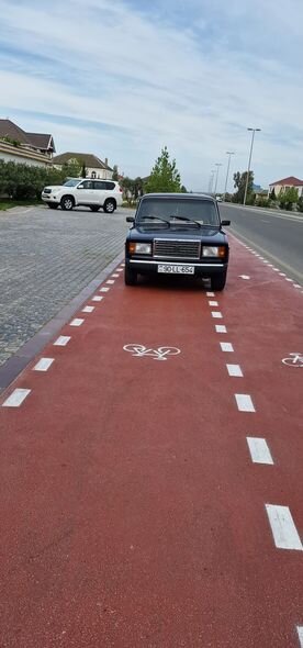 Bakıda "kreativ" velosiped yolu: Böyrək daşının düşməsinə faydalıdır - FOTO/VİDEO