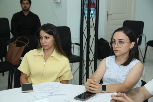 Ələtdə çay məcrasının dəyişdirilməsi və yol qovşağının inşası zamanı ağaclar köçürüləcək