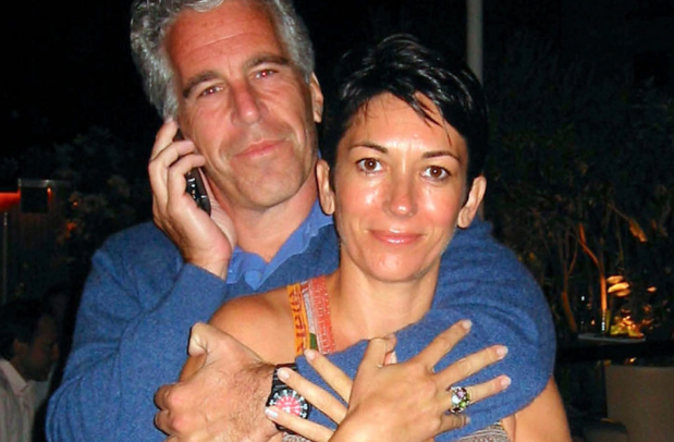 Epşteynin köməkçisi təhdidlər səbəbindən başqa həbsxanaya köçürülüb