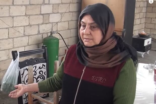 Sabirabadda evi yanan ailə kömək istəyir - VİDEO