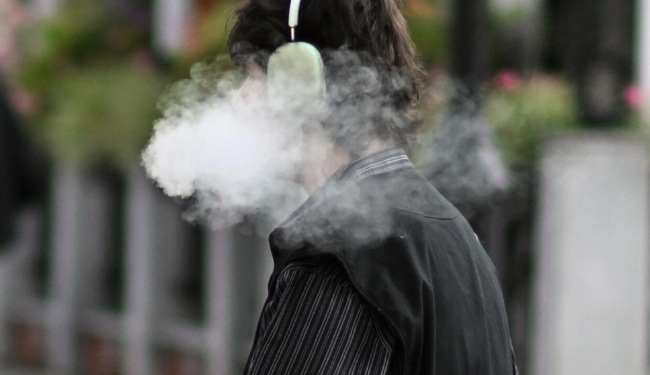 Maldiv adaları 18 yaşa qədər insanlar üçün siqaret çəkməyi qadağan edən ilk ölkə oldu