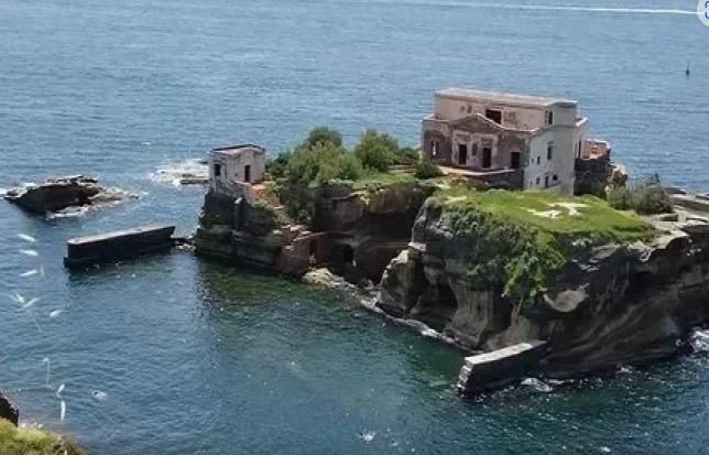 "Lənətlənmiş ada": burada hamının başına eyni hadisə gəlir