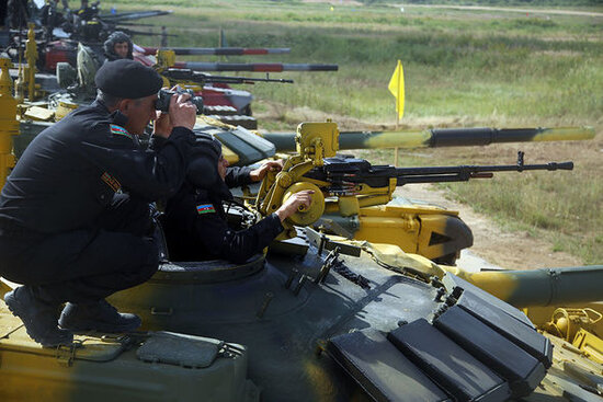 Tankçılarımızın Rusiyadakı yarışa hazırlıq görüntüləri - FOTO