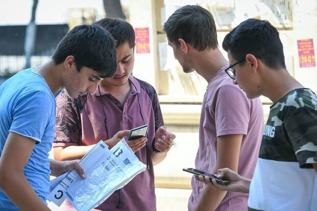 Valideyn təkidi ilə seçilən ixtisas uşağa maraqlı gəlməyə bilər - ARAŞDIRMA