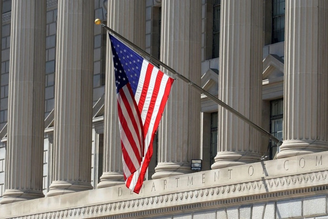 ABŞ Macarıstanı sanksiyalardan müvəqqəti azad edib