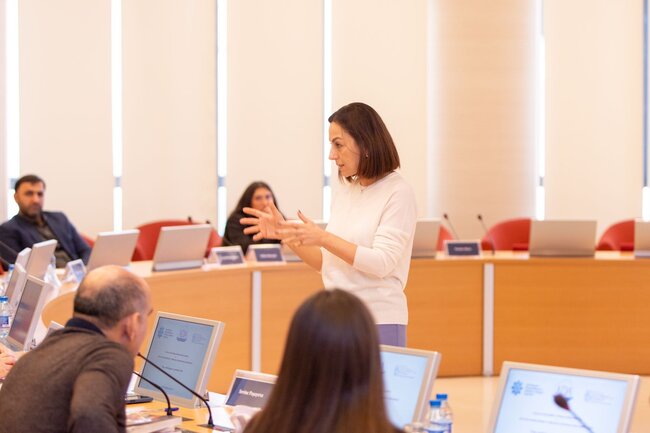 Jurnalistlər üçün "Etika, müəllif hüquqları və jurnalistika" mövzusunda təlimlərə başlanılıb - FOTO