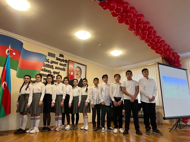 157 saylı məktəbdə Ana Dilimizə həsr olunan tədbir keçirilib - FOTOLAR