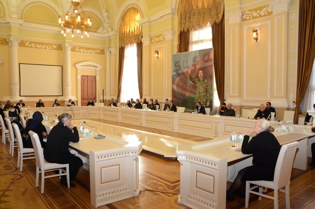 BŞİH-də şəhid ailələri ilə görüş keçirilib