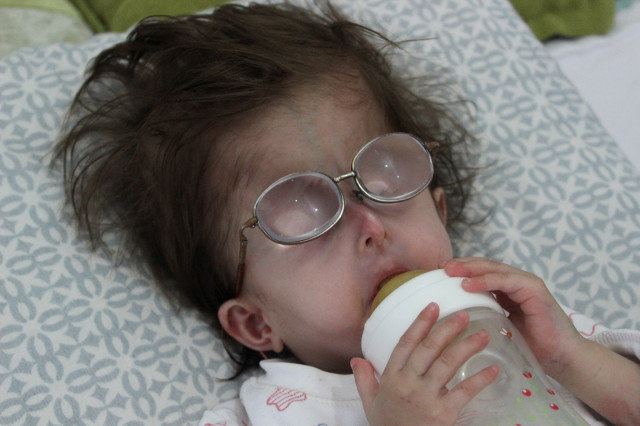 Ona baxanlar 3 aylıq körpə olduğunu düşünür: Əsl yaşını bilənlər şokda - FOTOLAR