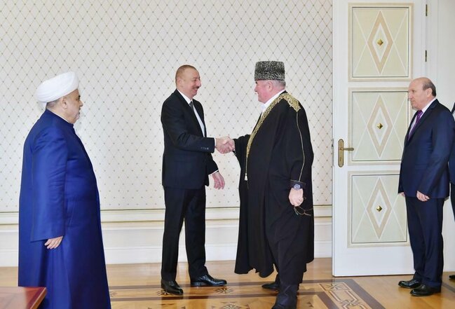 Prezident müsəlman din xadimlərini qəbul etdi - FOTO