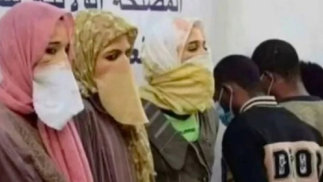 Dubaya qaçan üç "qadın" kişi çıxdı - FOTO