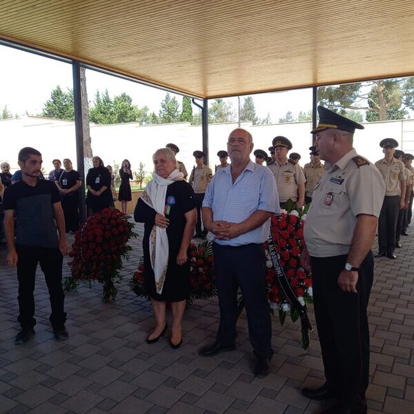 Yaralı əsgərini xilas etmək istəyərkən şəhid olan kapitanımızın DOĞUM GÜNÜDÜR - FOTO-VİDEO