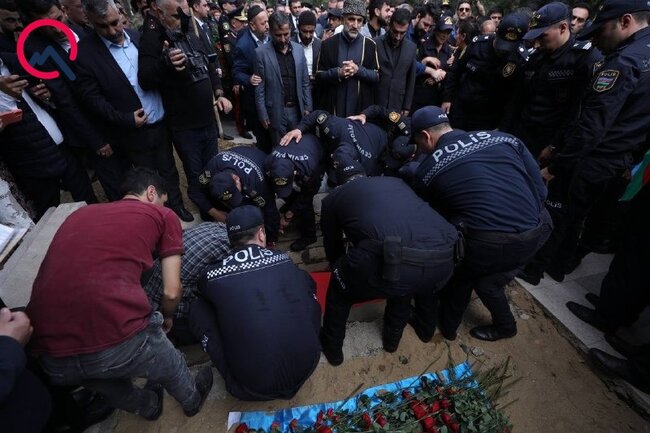 Xidmət yoldaşlarını göz yaşları içində yola saldılar... - Fotolar