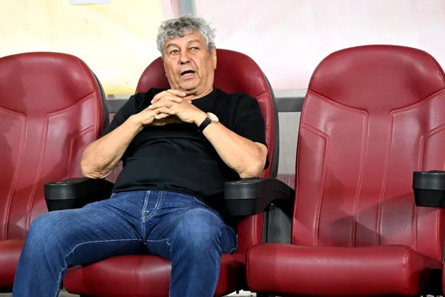 Mirça Luçesku futbol tarixində millidə çalışan ən yaşlı baş məşqçi olub