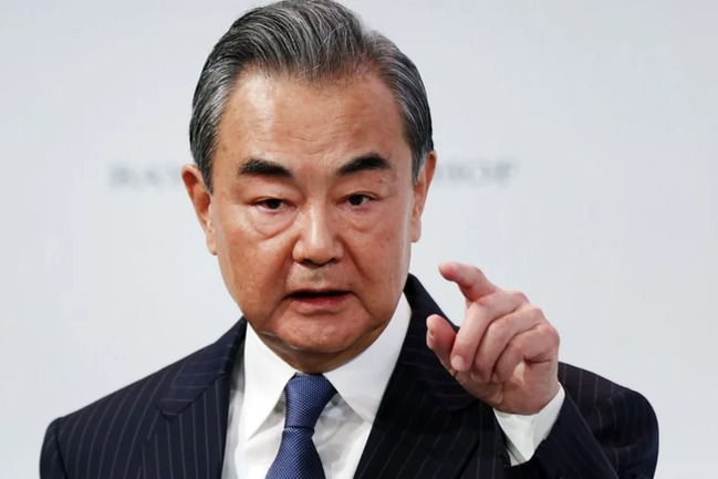 Van İ: Beynəlxalq sistemdəki problemlər BMT-dən yox, ayrı-ayrı ölkələrin hərəkətlərindən qaynaqlanır