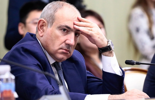 Paşinyanın partiyasında narazılıq dalğası - Baş nazirin susması vəziyyəti gərginləşdirir