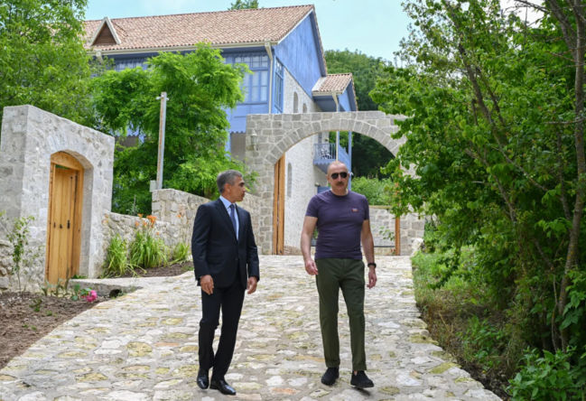 Prezident İlham Əliyev Şuşada "Yasəmən" hotelinin yeni korpusları ilə tanış olub - FOTO