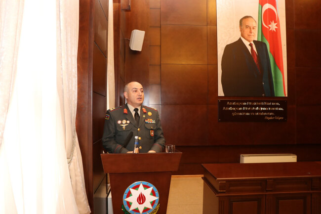 Hərbi Prokurorluqda Ümummilli Lider Heydər Əliyevin anım gününə həsr olunan tədbir keçirildi (FOTO)