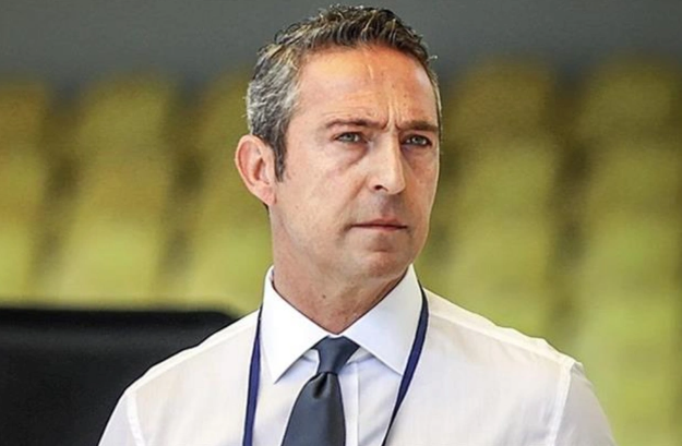 Ali Koç "Fənərbağça"ya jest edib