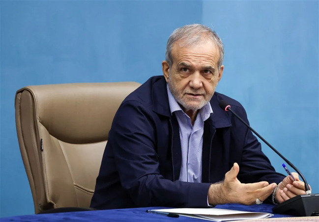 Pezeşkian: Tramp İranın nə üçün öz nüvə hüquqlarından istifadə etməməli olduğuna dair suala cavab vermir