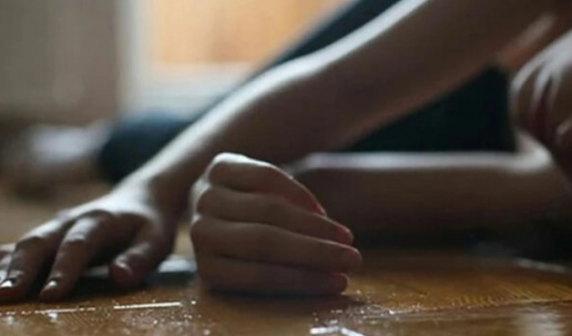 Ağcabədidə ailə faciəsi: Qardaş bacısını bıçaqlamaqda şübhəli bilinir - TƏFƏRRÜAT