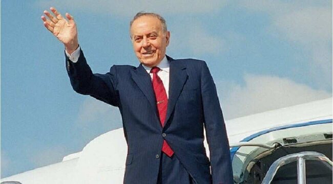 Müstəqil Azərbaycanın memarı