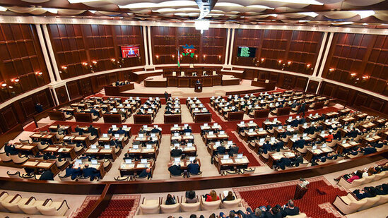 Parlament korrupsiyaya qarşı mübarizə aparacaq deputatları seçir - ADLAR