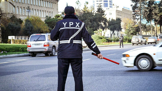 Sürücülərin NƏZƏRİNƏ: Hərəkət məhdudlaşdırılır