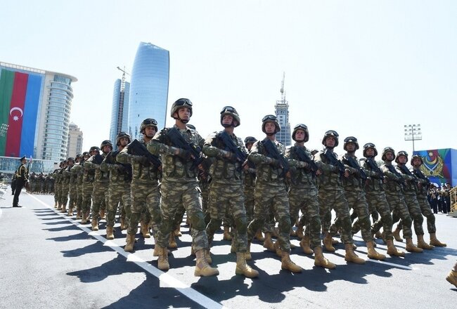 Hərbi ekspert: "Azərbaycan ordusunun silah və texnika parkı 80% yenilənib"