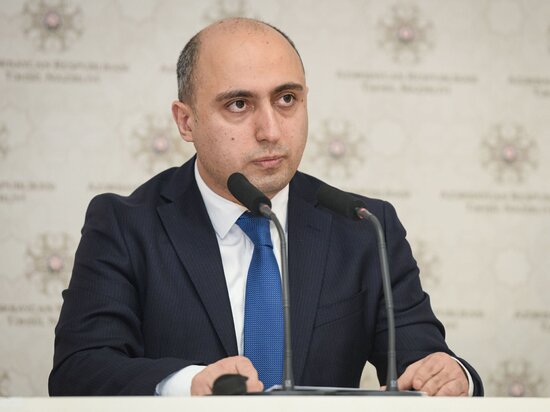 Emin Əmrullayev müəllimlərin maaşlarına əlavələr edilməsinə görə Prezidentə təşəkkür edib