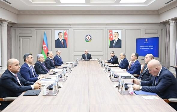 Azərbaycanda xüsusi karantin rejiminin müddəti uzadılıb - FOTO