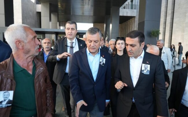 Türkiyədə CHP sədri hücuma məruz qalıb