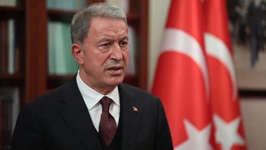 Hulusi Akar: "Son 3 ayda 340 terrorçu zərərsizləşdirilib"