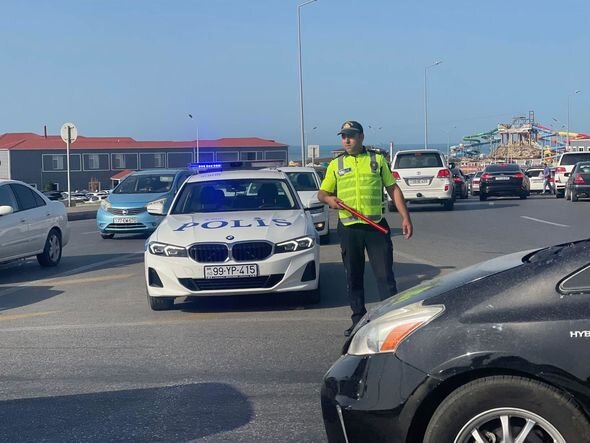 Çimərliklərə əlavə polis naryadları cəlb olunub - FOTO