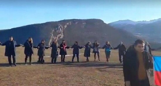 Jurnalistlər Cıdır düzündə yallı getdi (VİDEO)