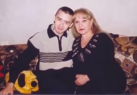 70 yaşlı aktrisanın keşməkeşli həyatı: Ruhi xəstə oğlu dediyi vaxtda öldü, nəvəsinin vəfatını qabaqcadan bildi